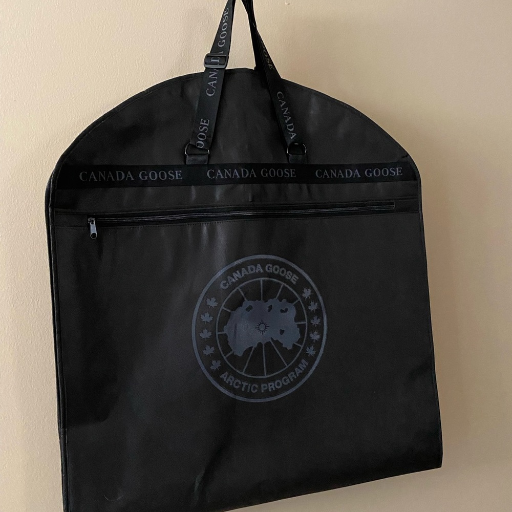 Canada Goose Garment Bag